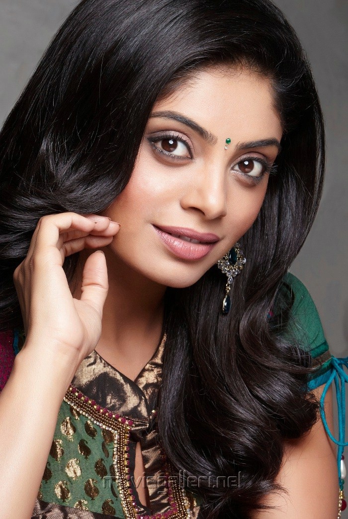 Tamil Actress HD Wallpapers 2013 - WallpaperSafari
