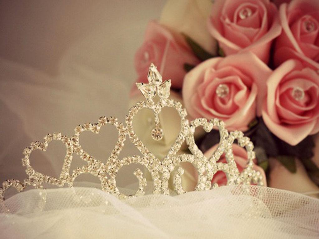 Princess Crown Wallpaper - WallpaperSafari