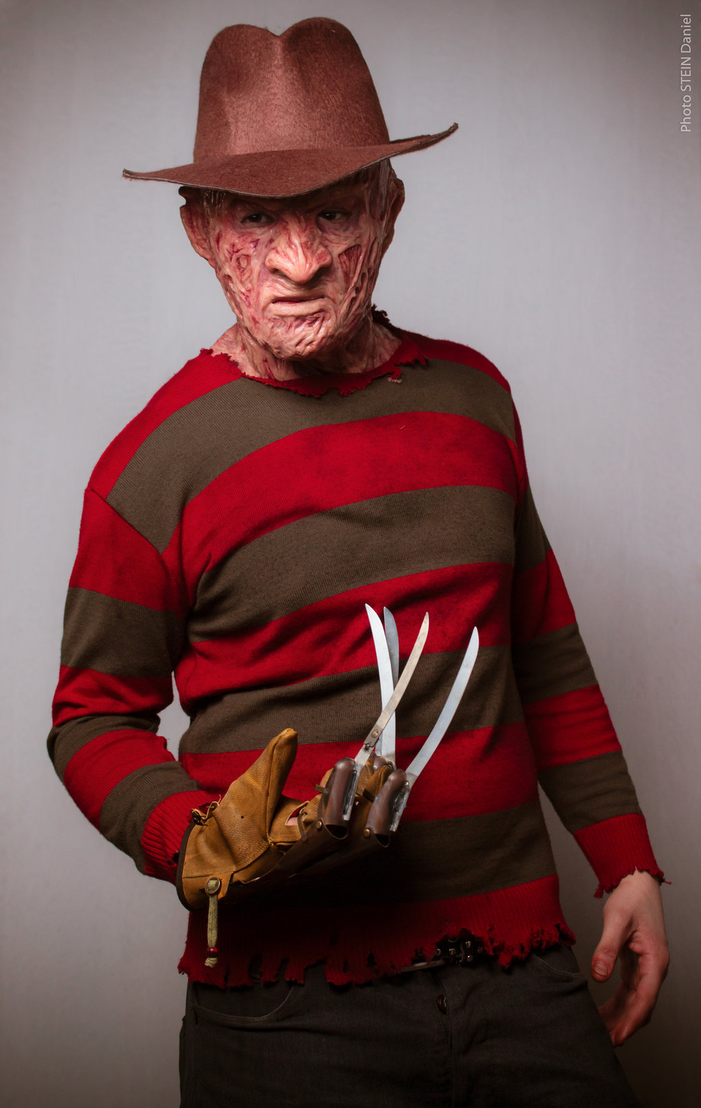 Freddy krueger female cosplay