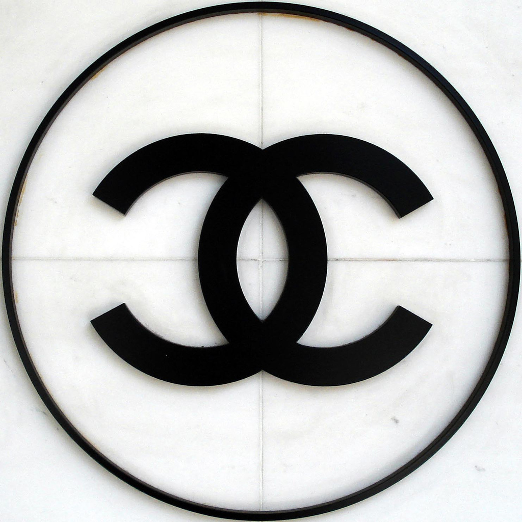 Chanel Logo Wallpaper - WallpaperSafari