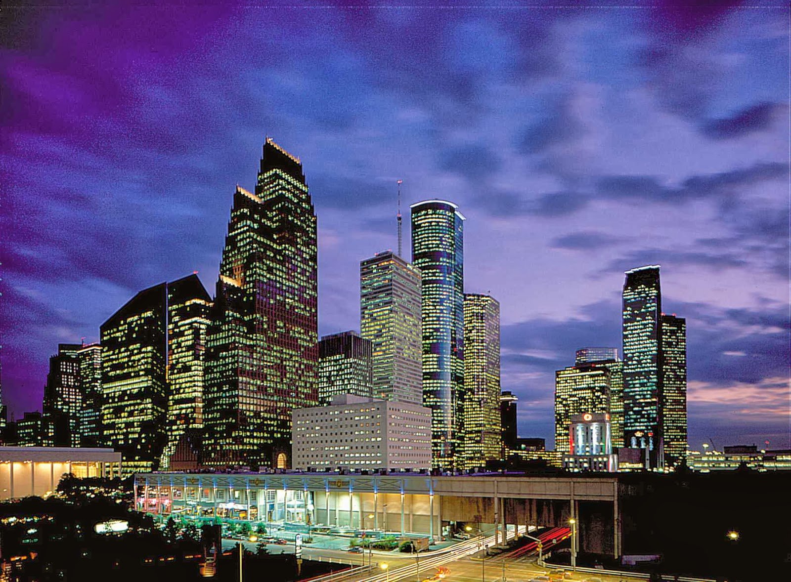 Houston Skyline Wallpaper HD - WallpaperSafari