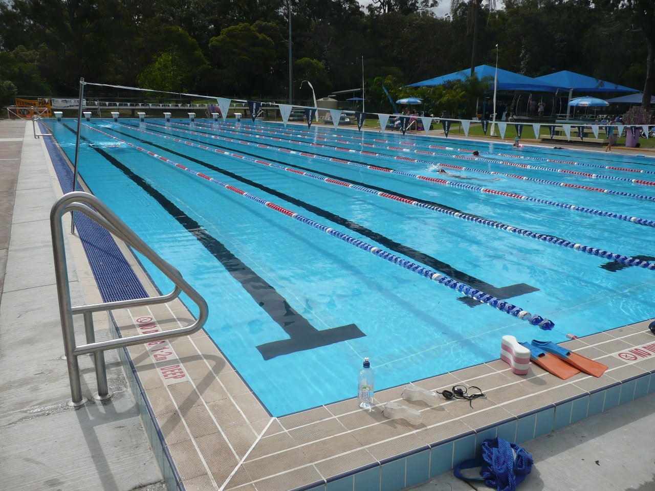 48+ Swimming Pool With Bentley Desktop Wallpaper free download