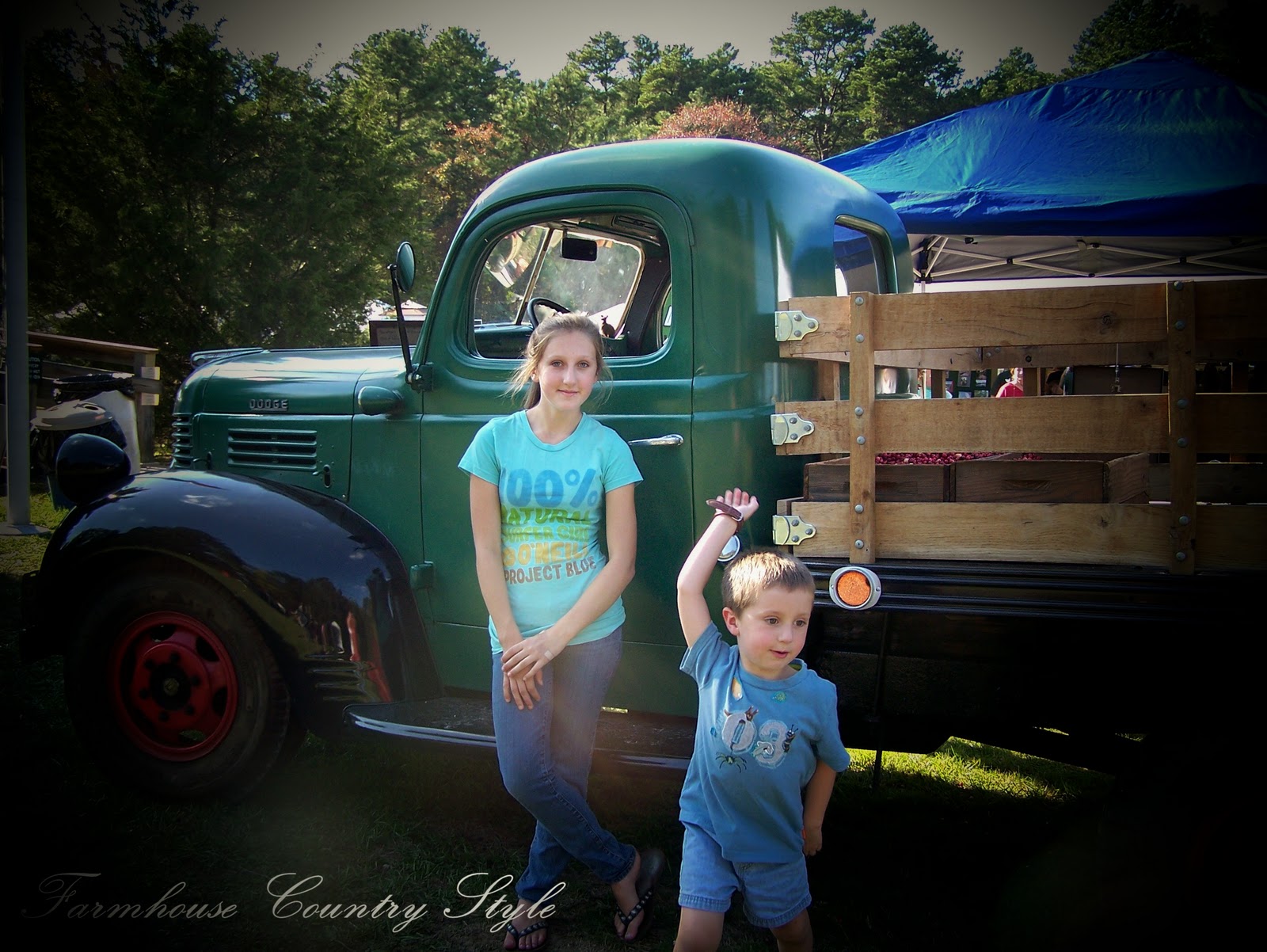 Country Girls and Trucks Wallpaper - WallpaperSafari