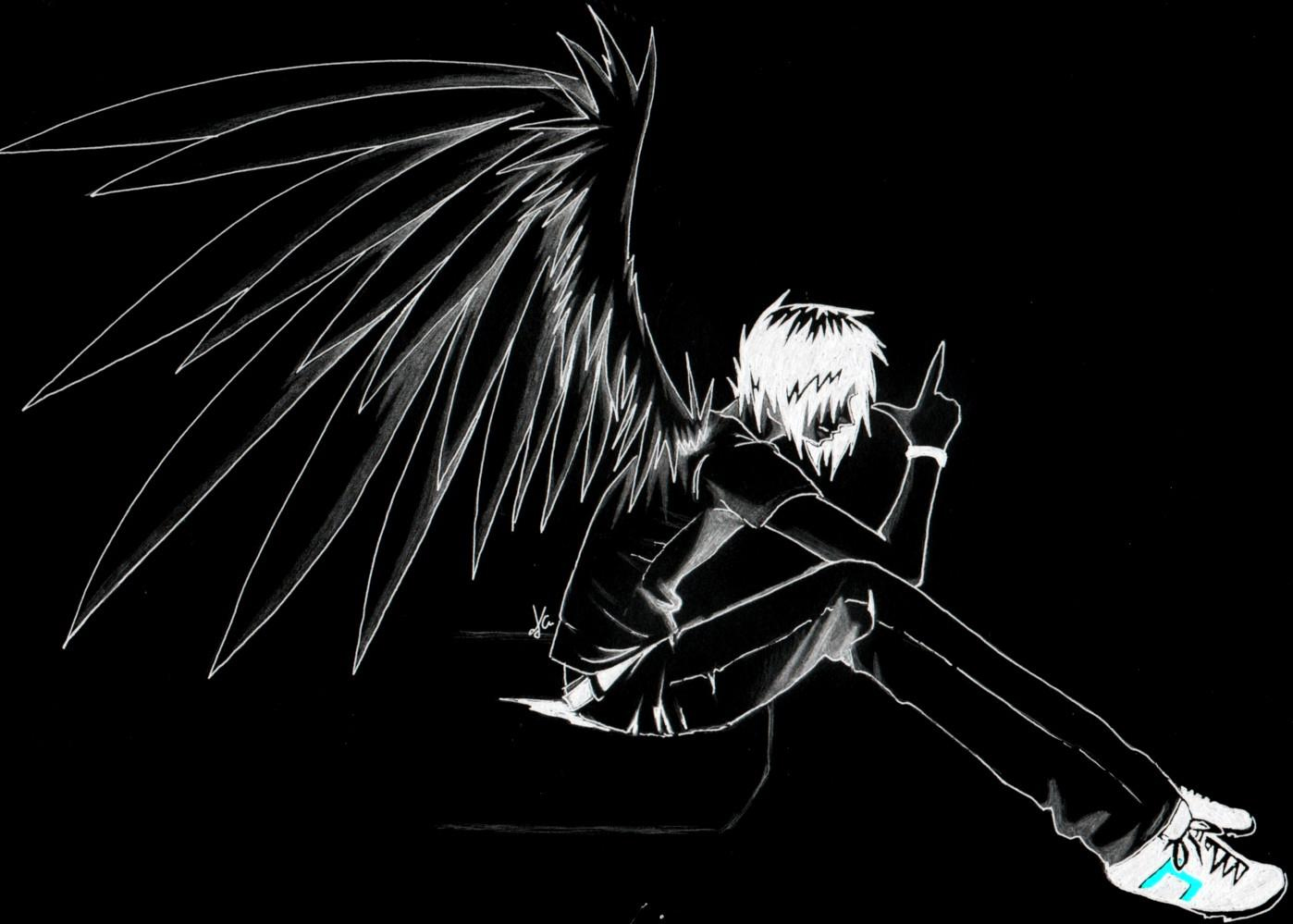 Мальчик с черными крыльями