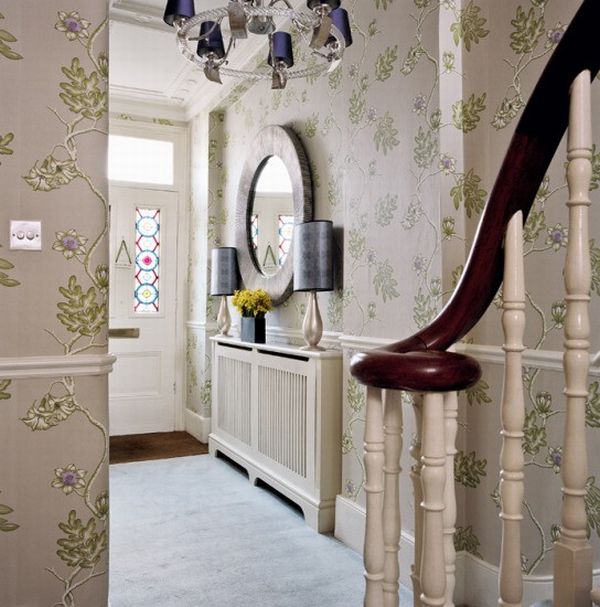 Hallways And Stairs Decorating Tips Utilizing Empty Space In