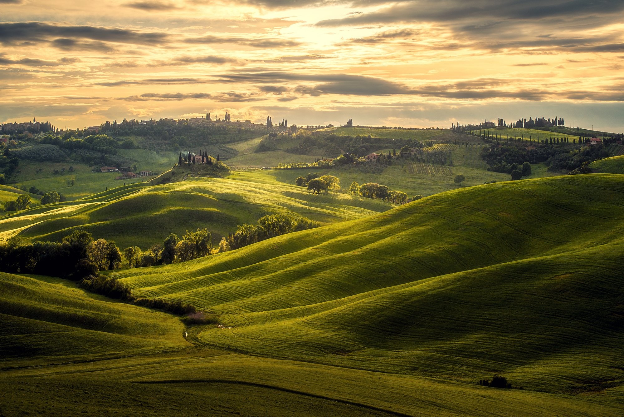 Tuscany Wallpaper
