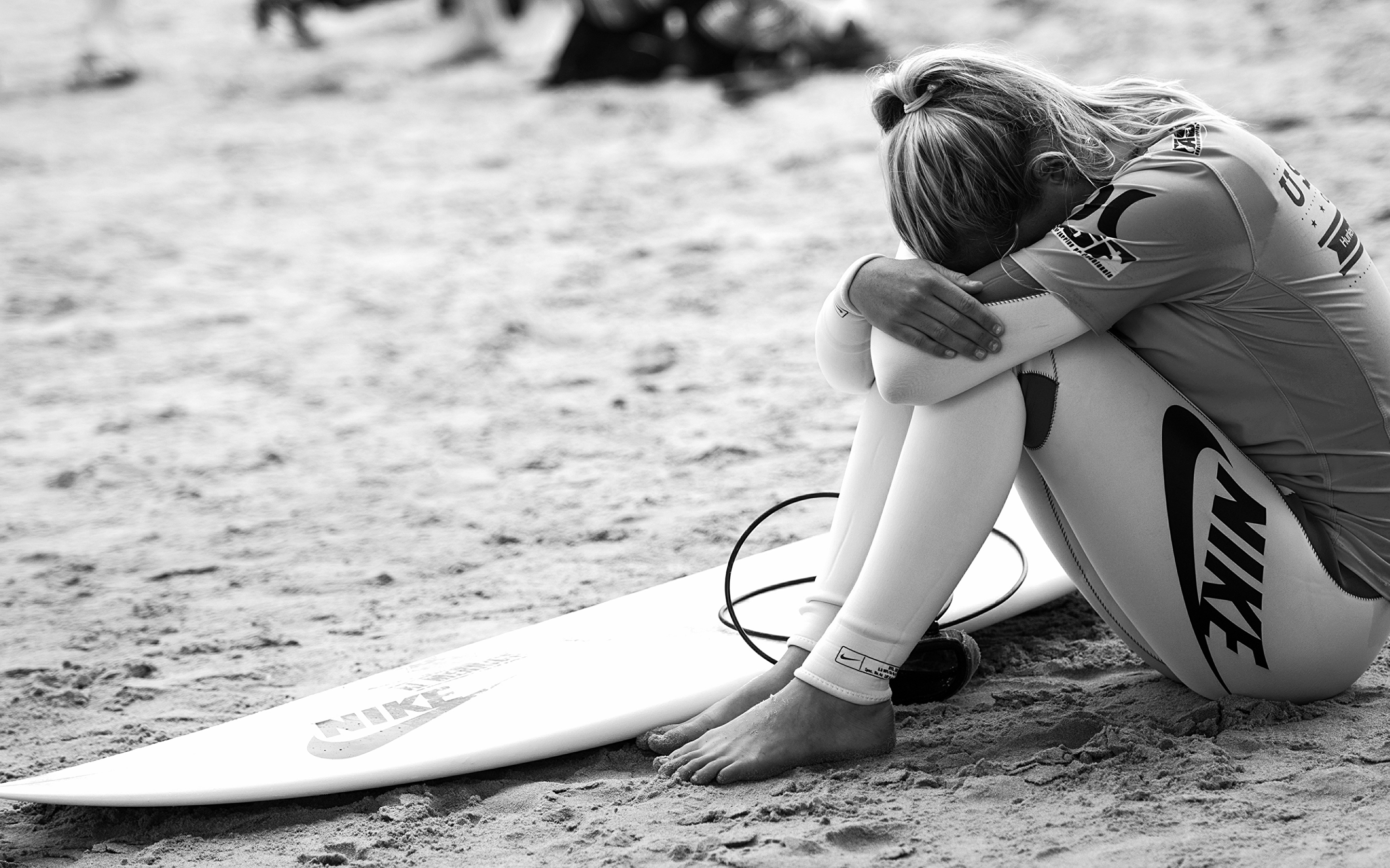Image Nike Beach Girls Sport Surfing Brands Sitting