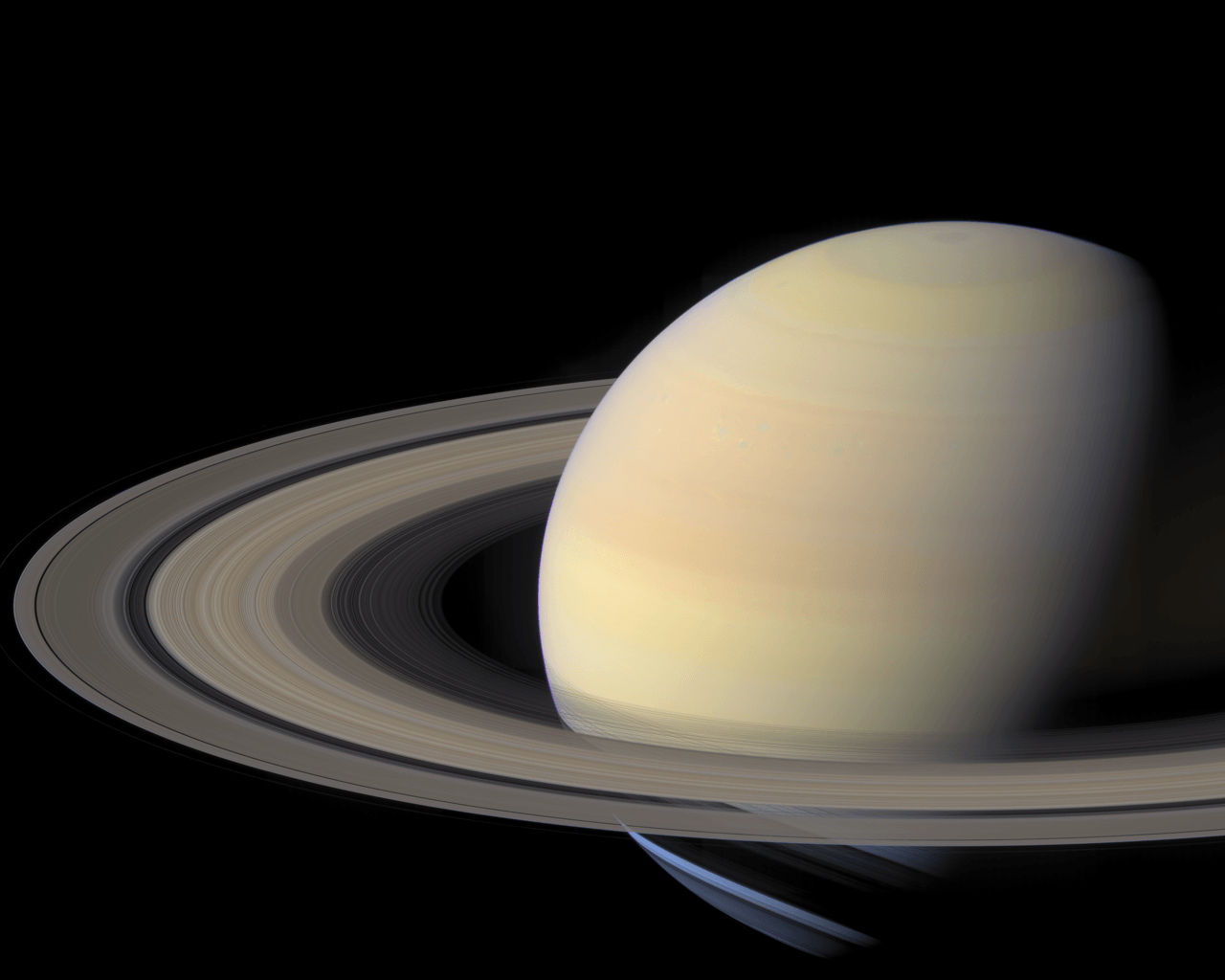 Saturn Wallpaper