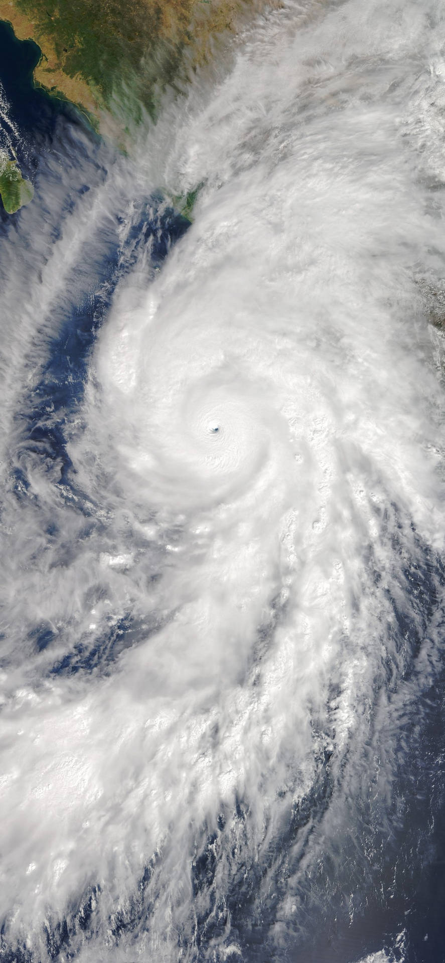 Top Hurricane Wallpaper Full HD 4k To Use