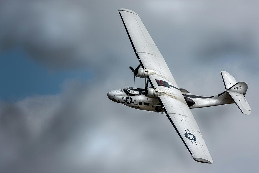 Consolidated Pby Catalina Turning In Flight Photograph By Scott