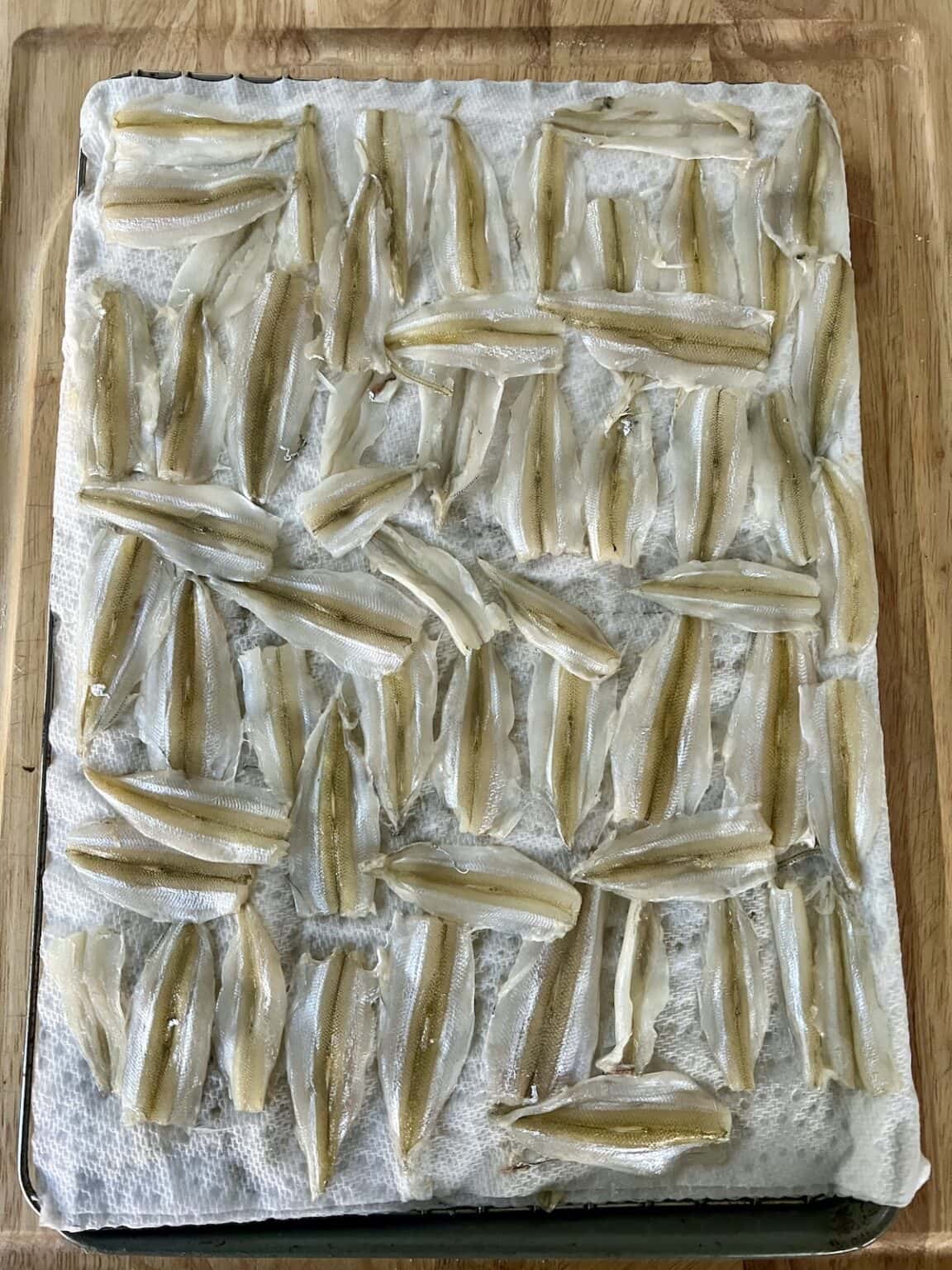 Crispy Pan Fried Smelts Wallpaper