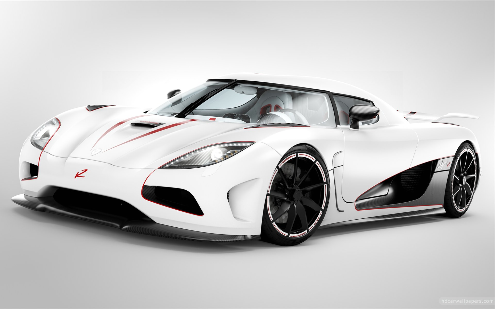 White Koenigsegg Agera R with red accents