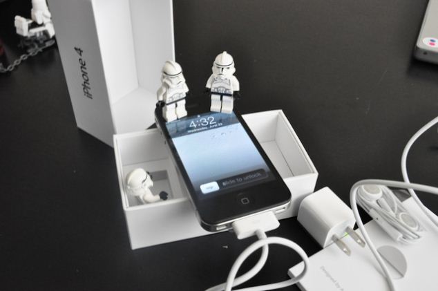 iPhone Unboxing Lego Star Wars Clone Troopers Edition