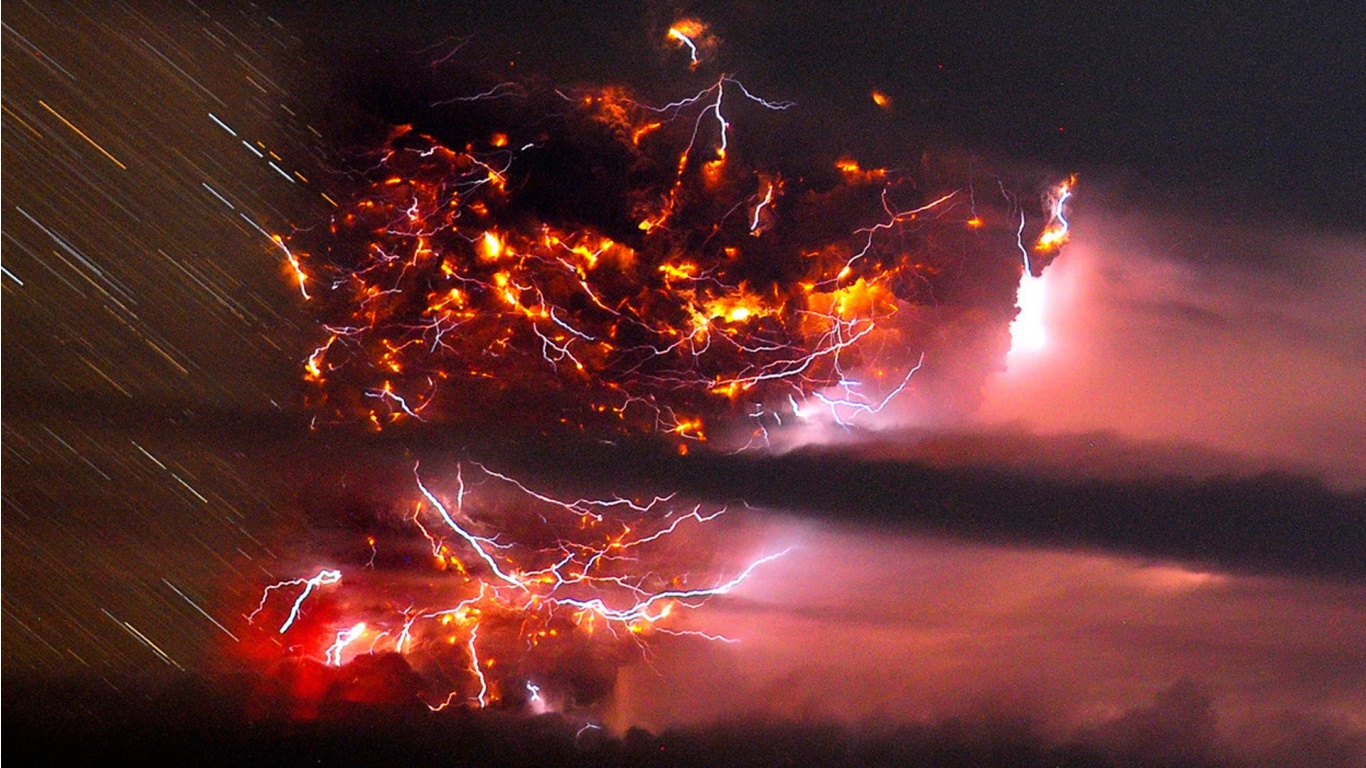 HD Wallpaper Volcanic Lightning Is Seen Over The Puyehue Volcano