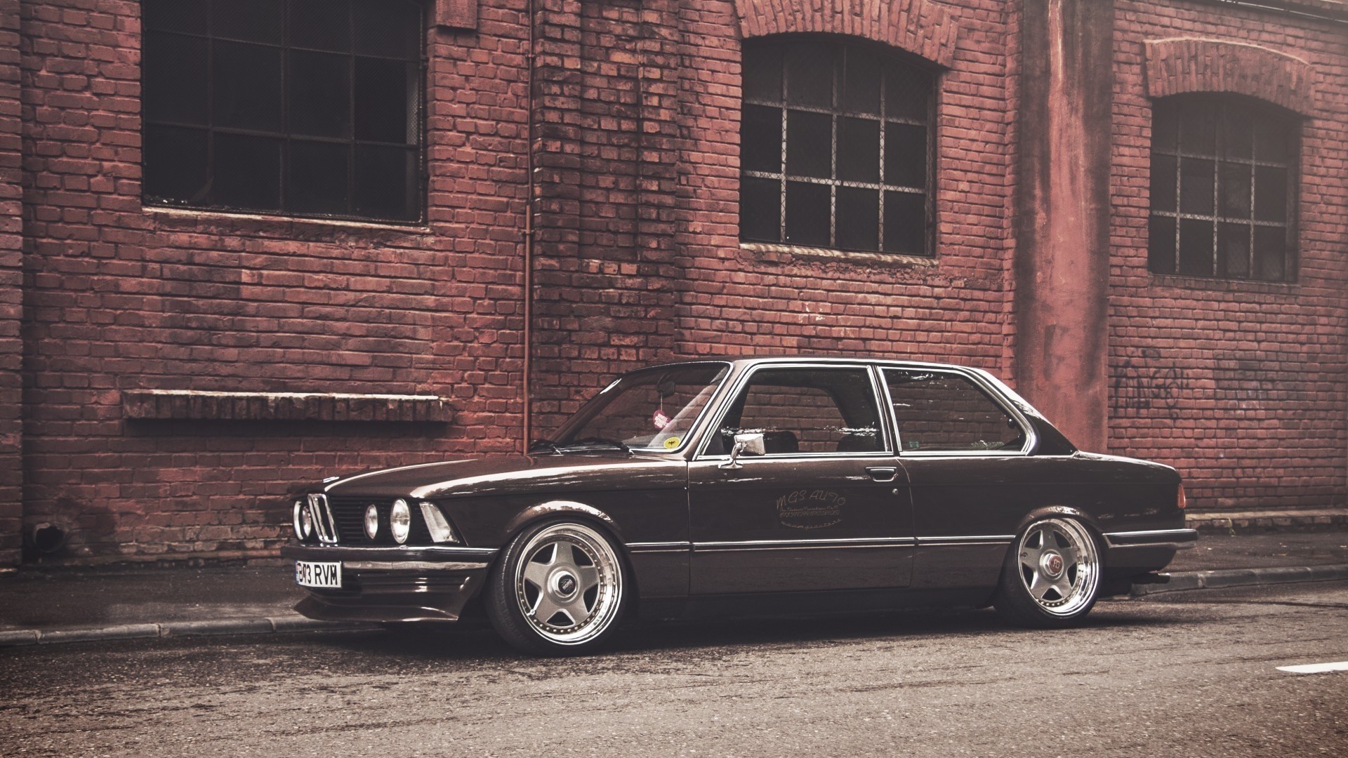Bmw E21 Old Car Photoshoot Wallpaper New HD