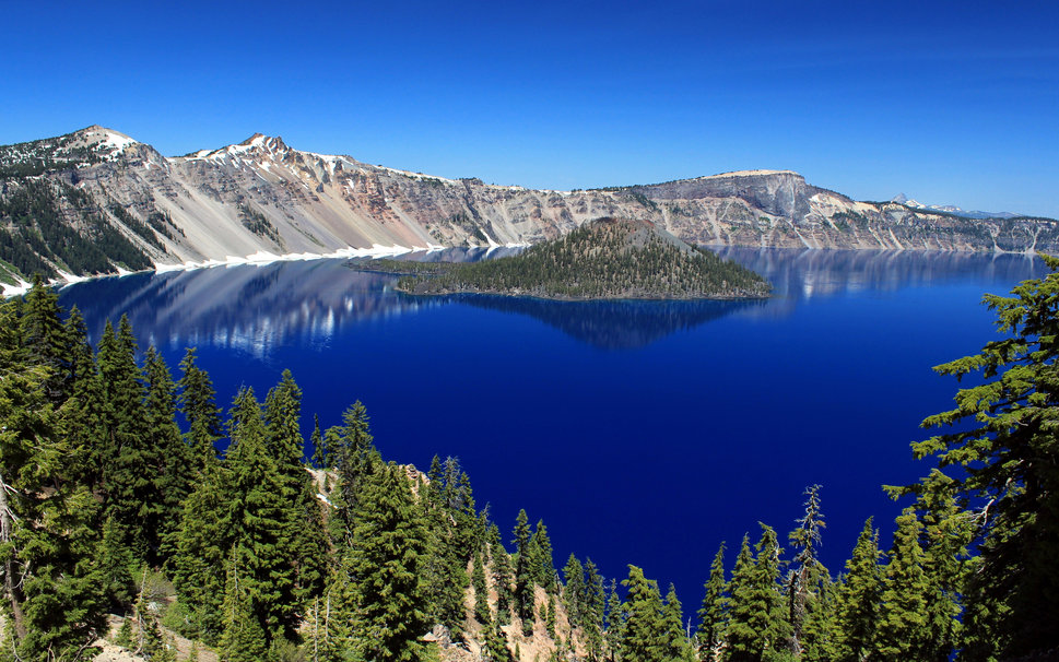 Lago De Cratera Vetor