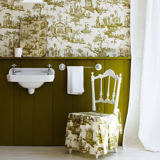 Unique wallpaper designs to try in your bathroom 550x550
