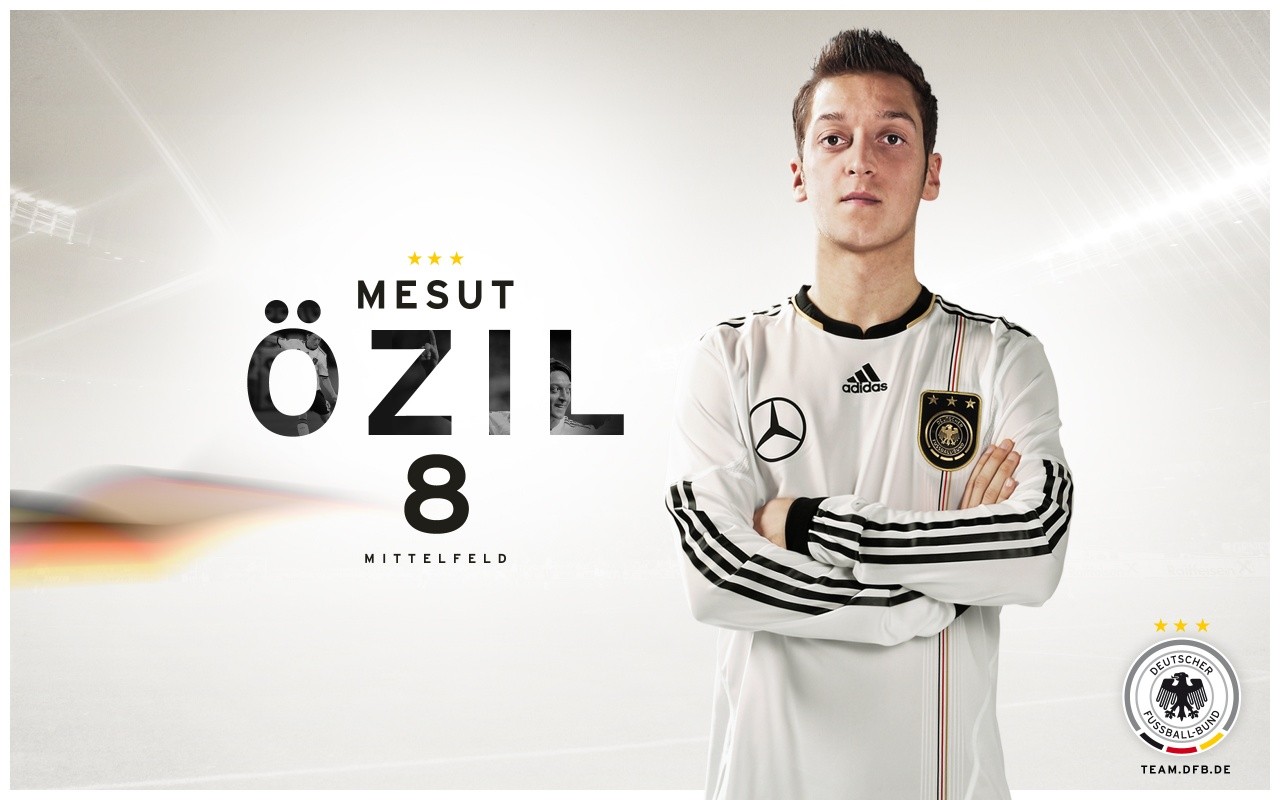 Mesut Ozil Germany National Football Team HD Desktop Wallpaper
