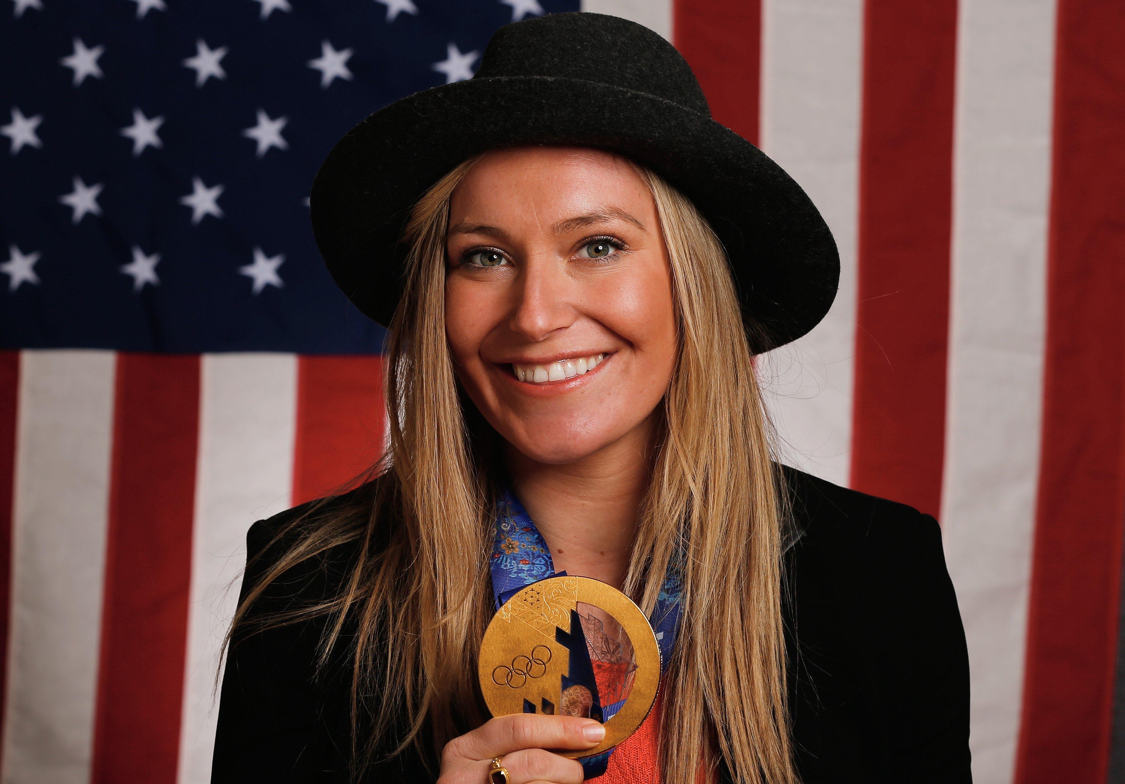 Snowboarder Jamie Anderson Of The United States Wallpaper