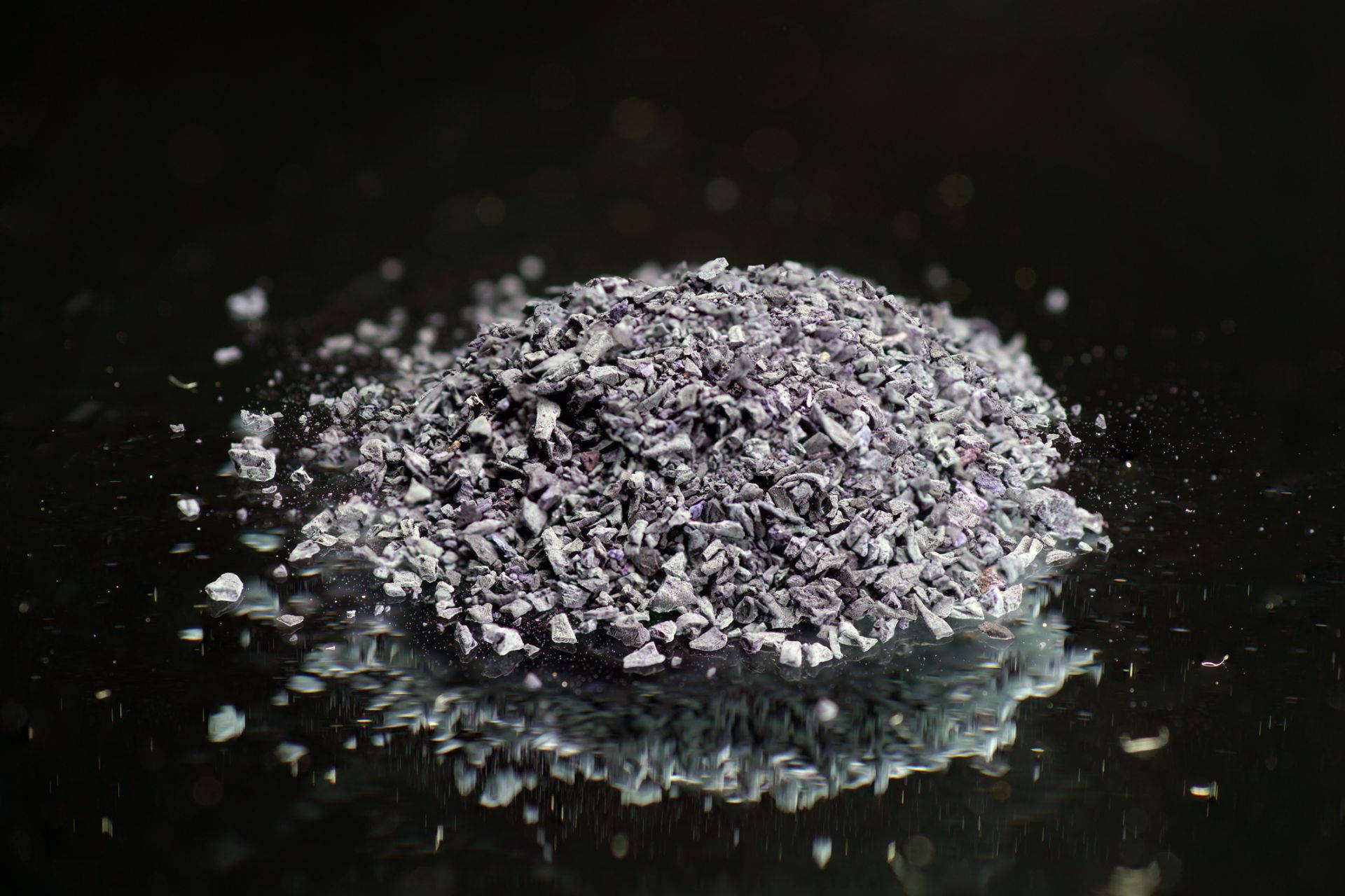 Iron Ore On Black Surface 81tq7gr54v831ry3 Wallpaper