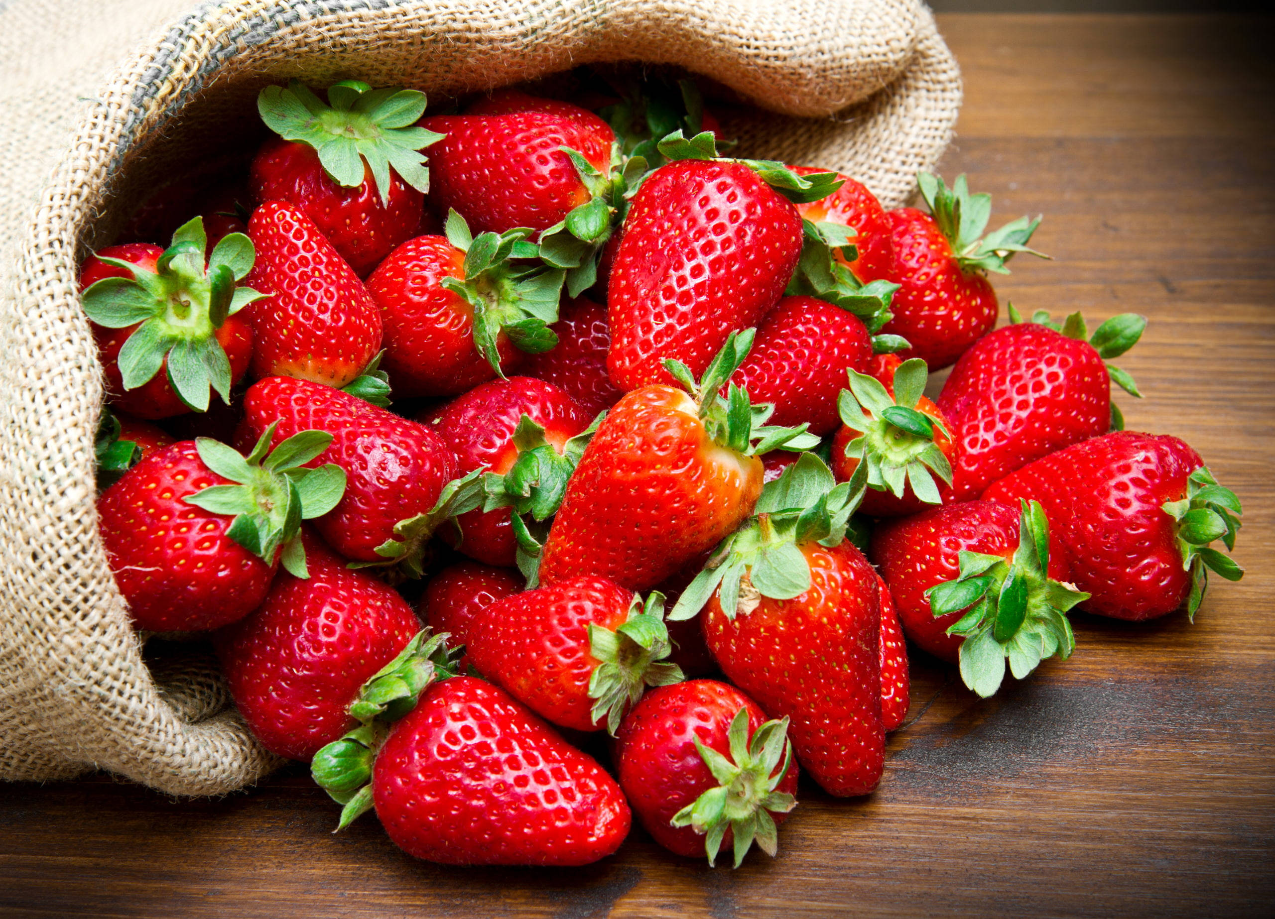 Strawberry Desktop Wallpaper