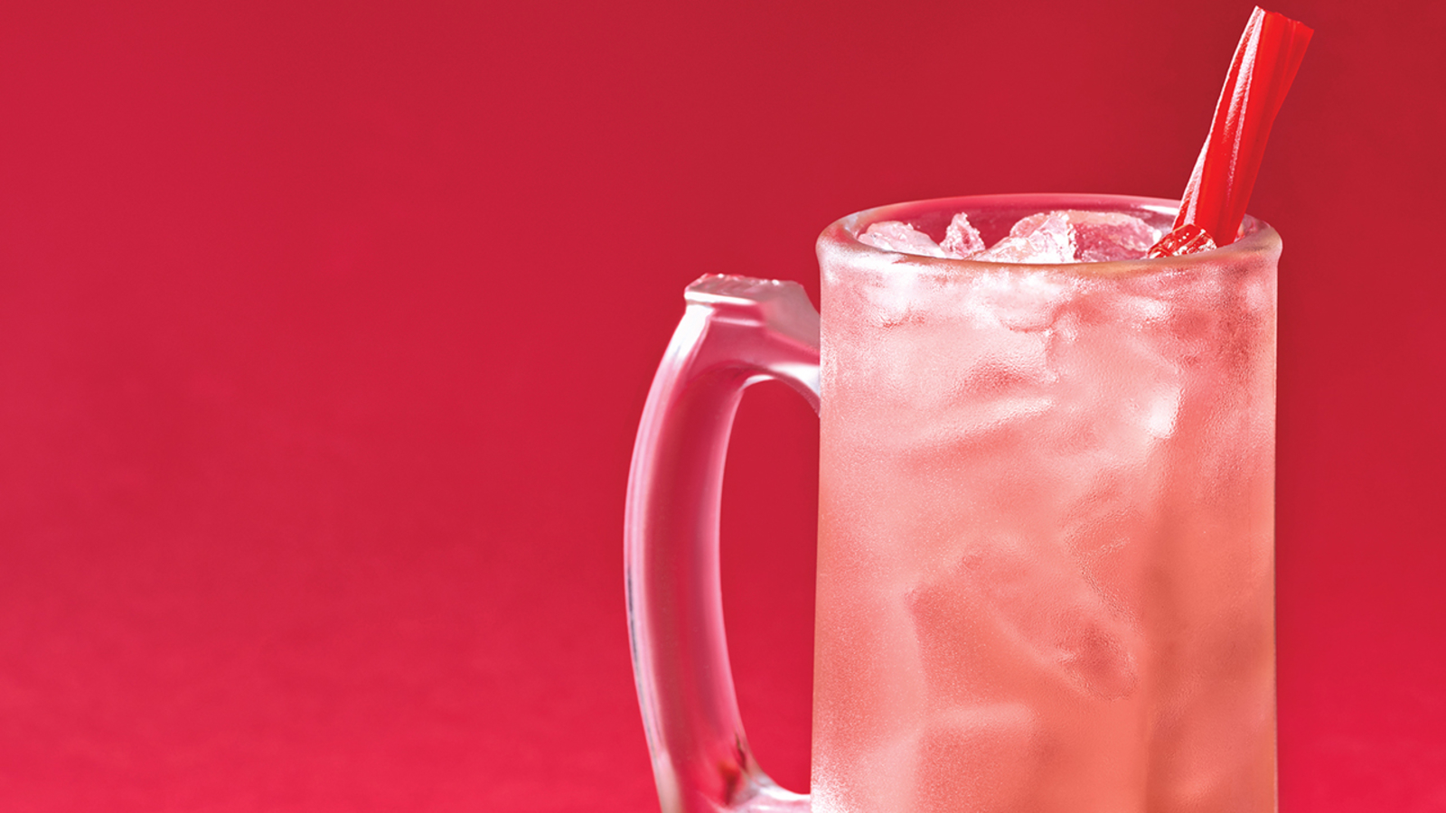 Applebee S Serving Strawberry Margaritas With Twizzlers Straw