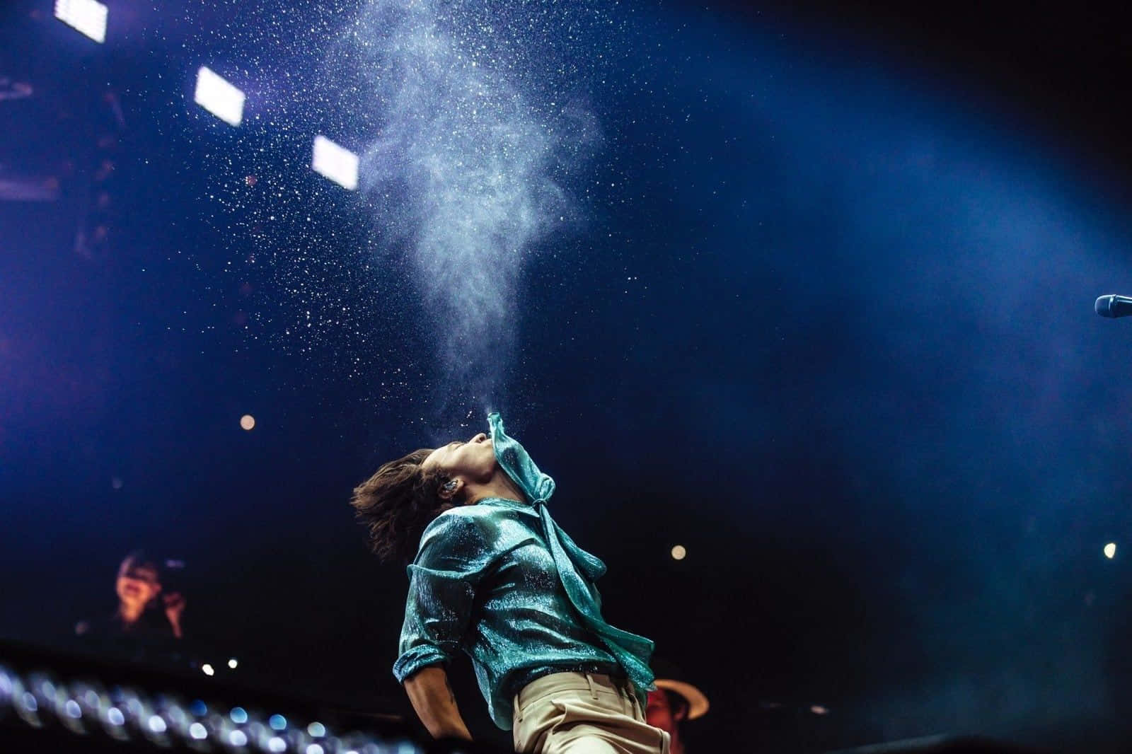 Harry Styles Laptop Wallpaper