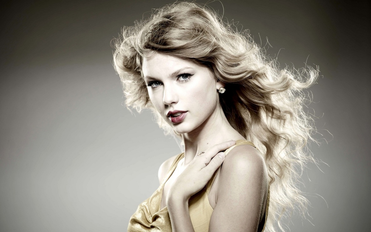 Description Taylor Swift Fearless Album Wallpaper