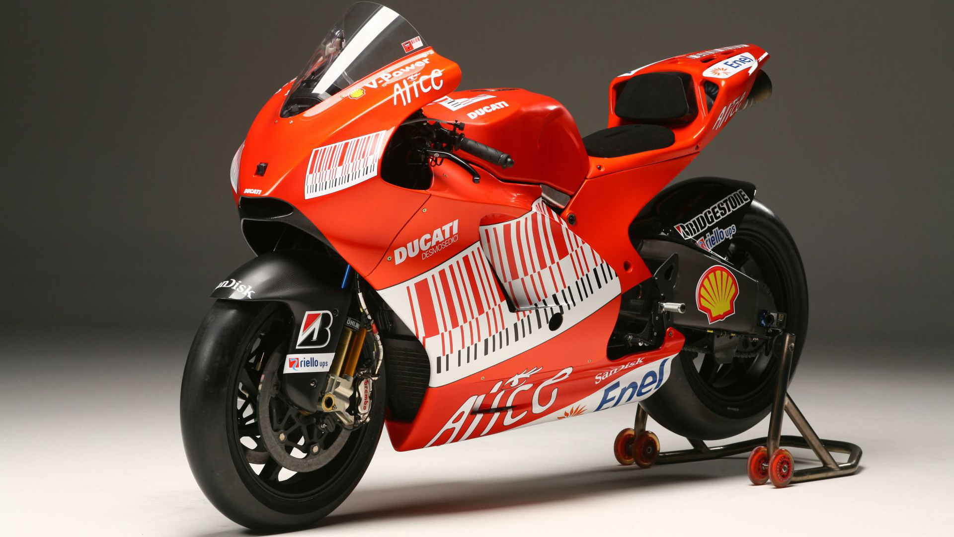 Ducati Sports Bike Wallpaper HD