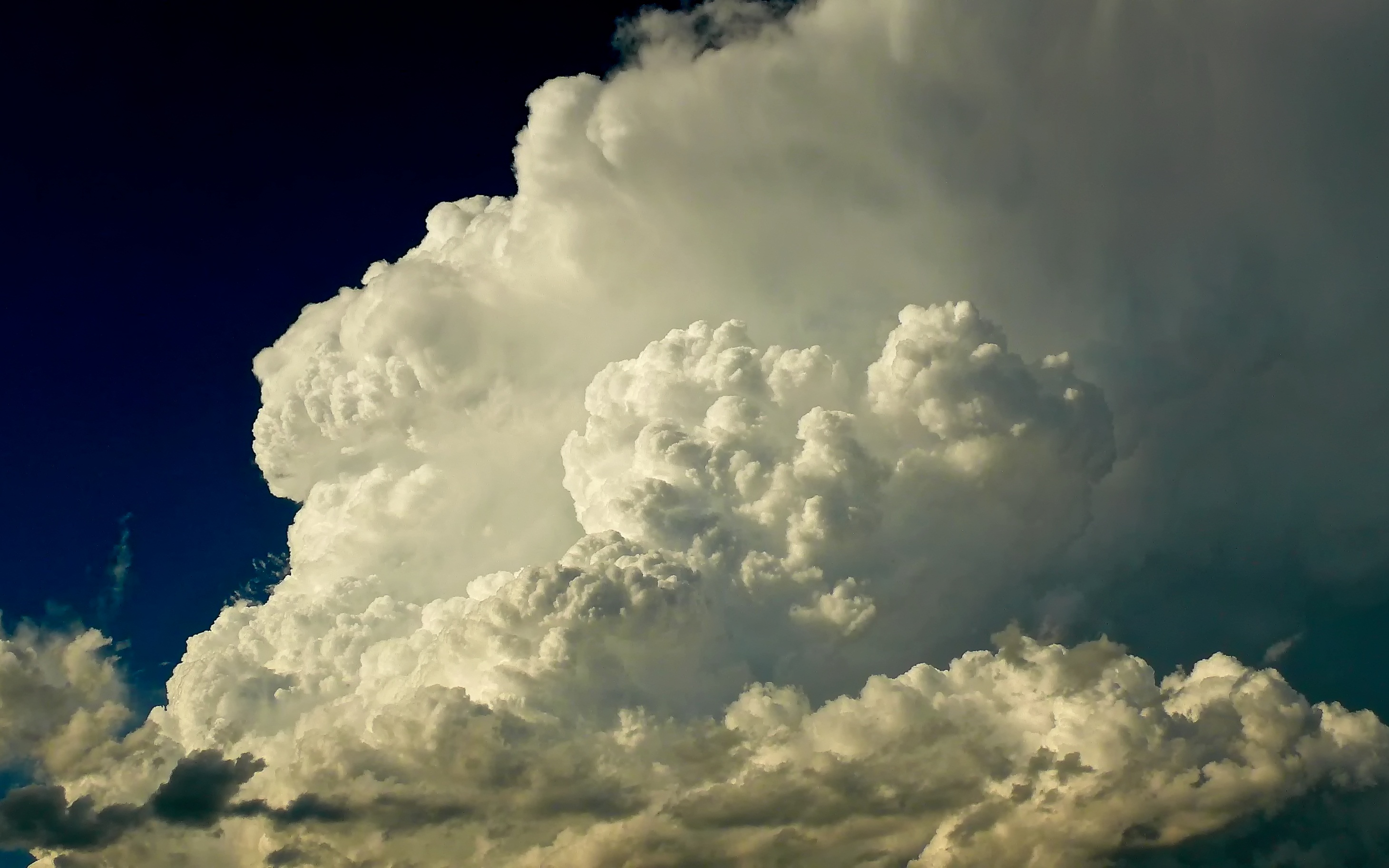 Storm Cloud Wallpaper HD Background