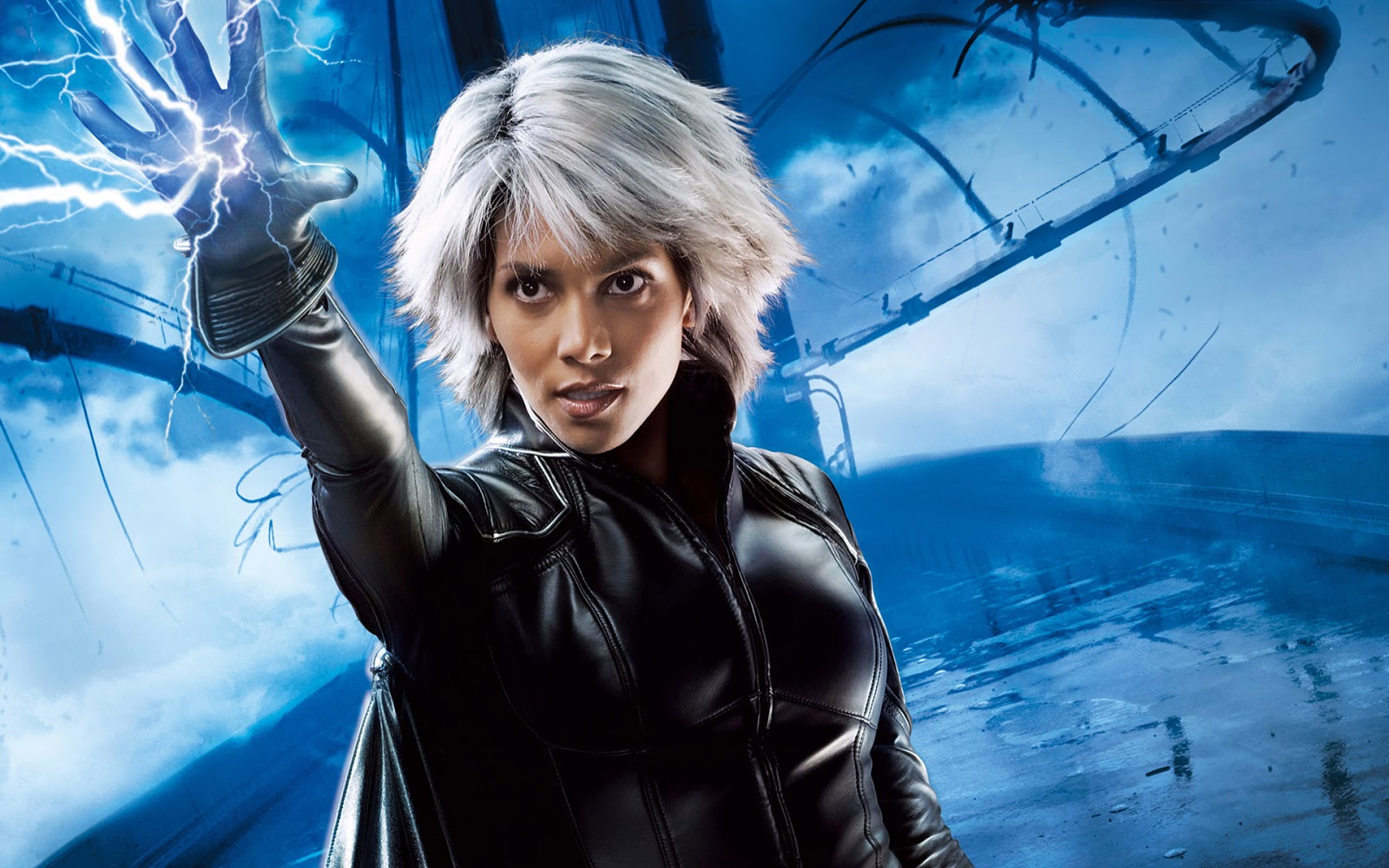 Wallpaper Met Halle Berry Als Superheldin Storm In De Film The X Men