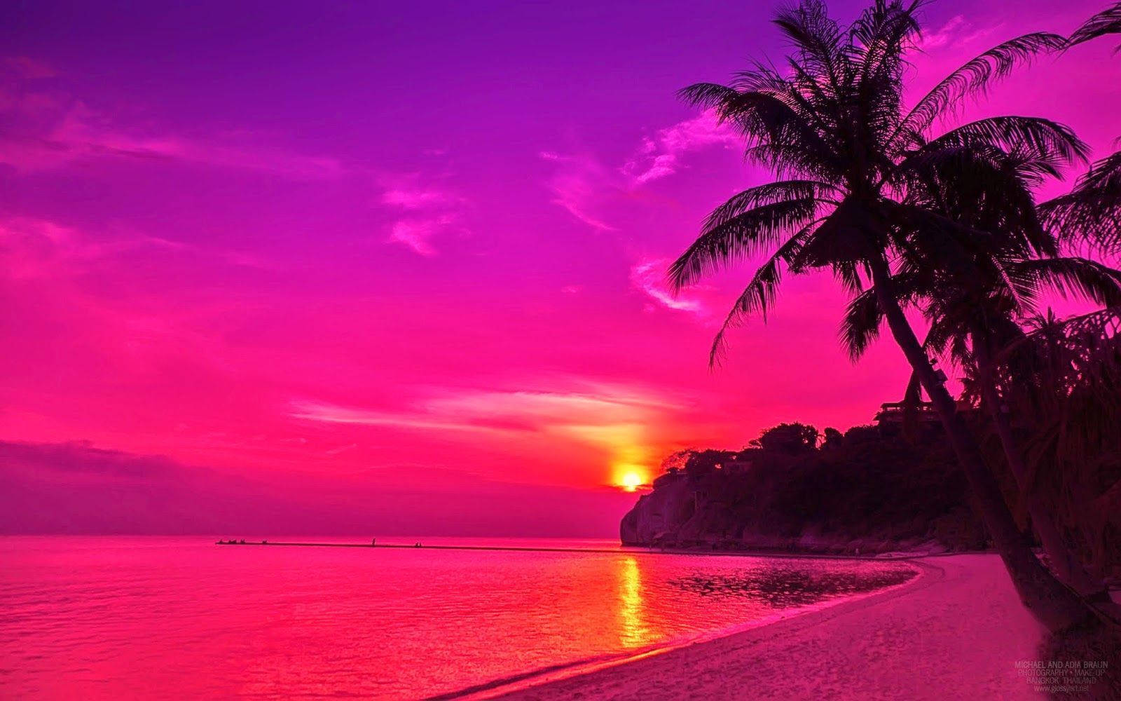 Lovely Beach Sunset Vibe Wdxc2e7jg97auy5u Wallpaper