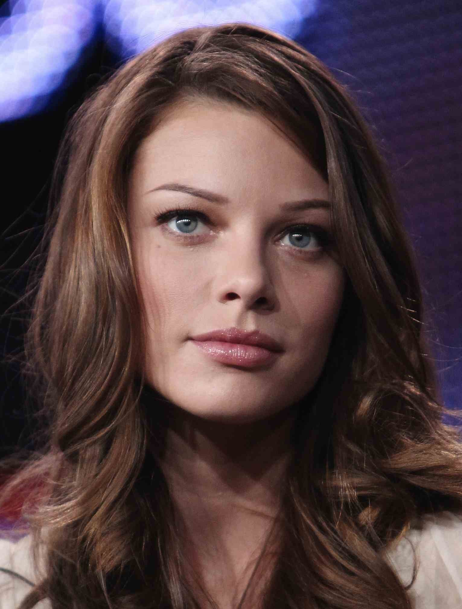 Lauren German Wallpaper