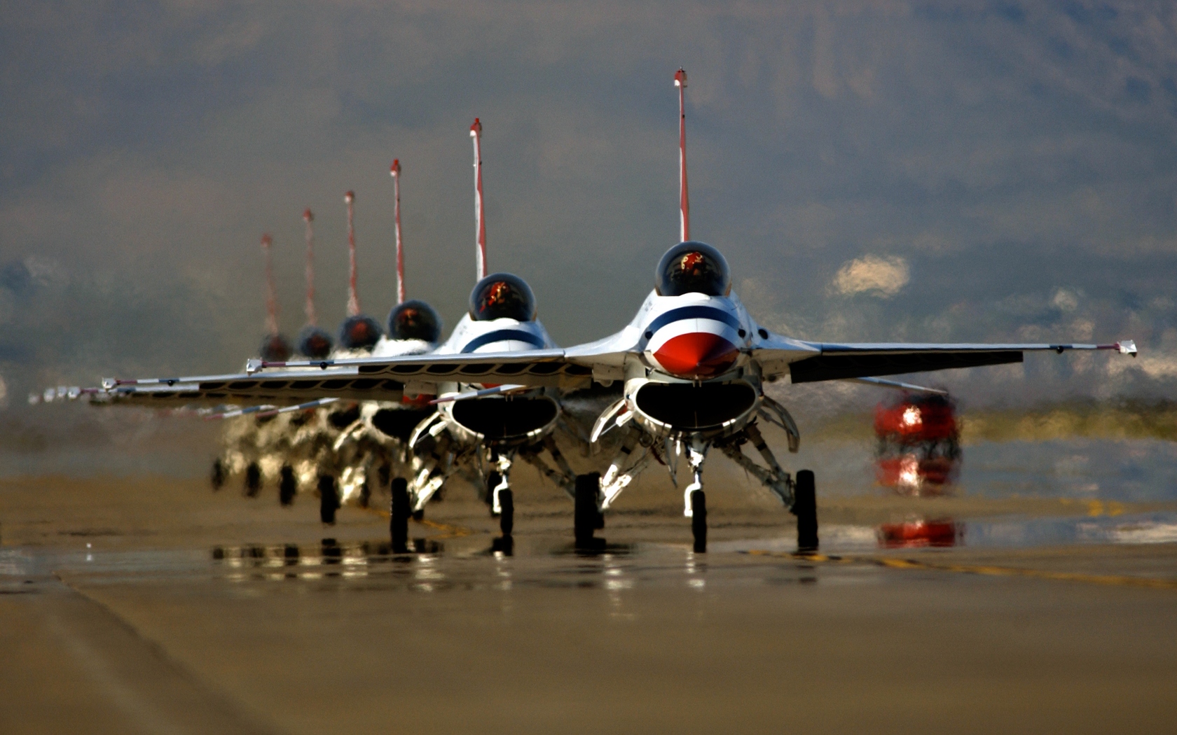 Free Download HQ F 16 Fighting Falcons US Air Force\s Thunderbirds