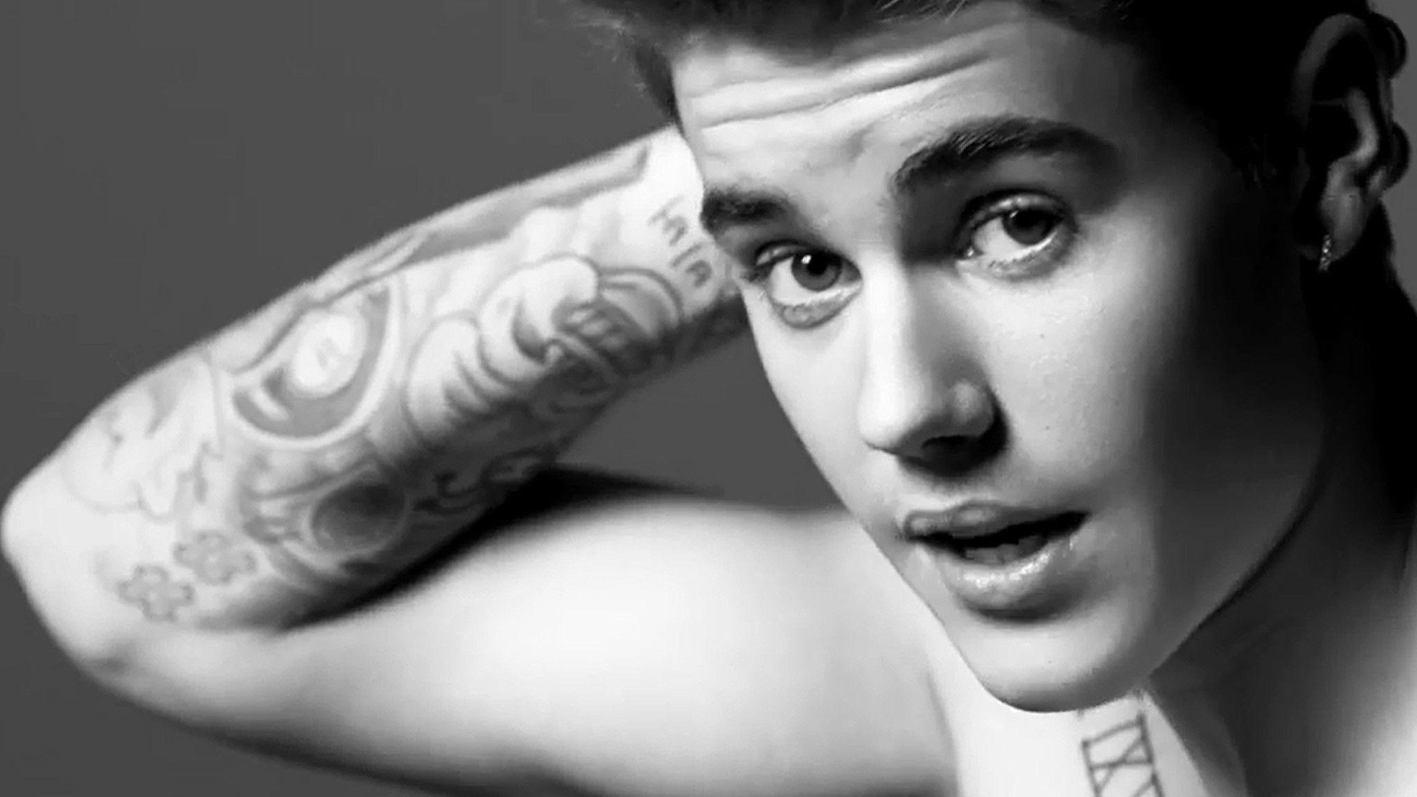 Free Download Wallpapers Of Justin Bieber 2017 [2048x1152] For Your