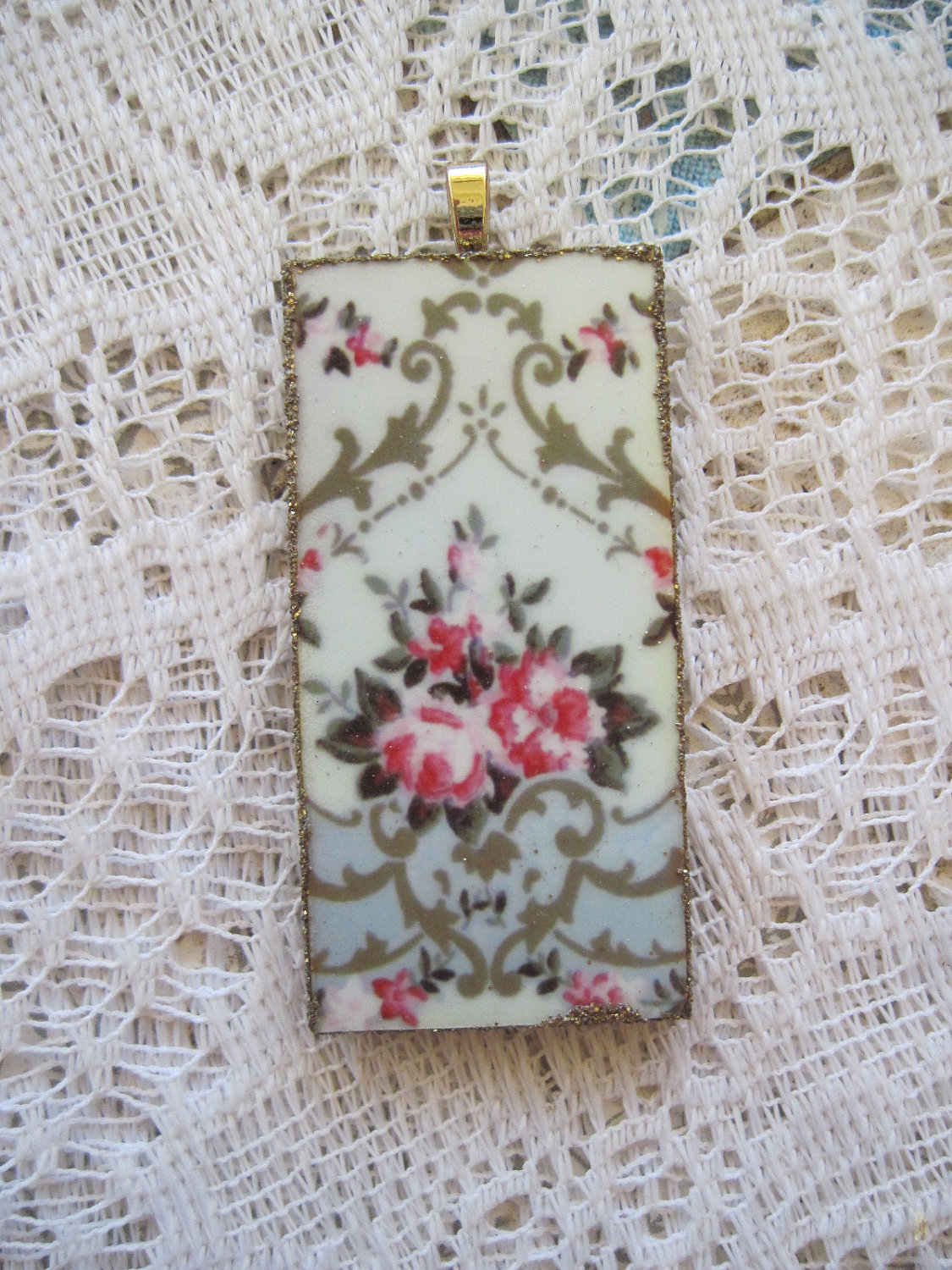 Beautiful Shabby Vintage Reproduction Wallpaper Pendant Inches