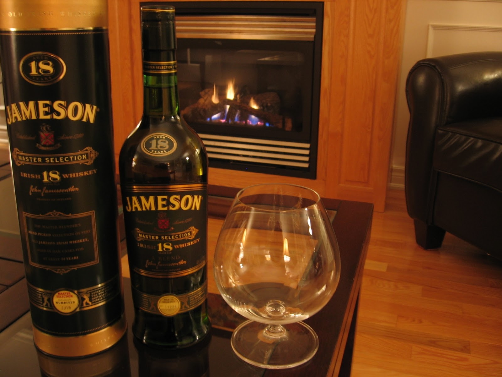 Jameson Whiskey Wallpaper Bottle