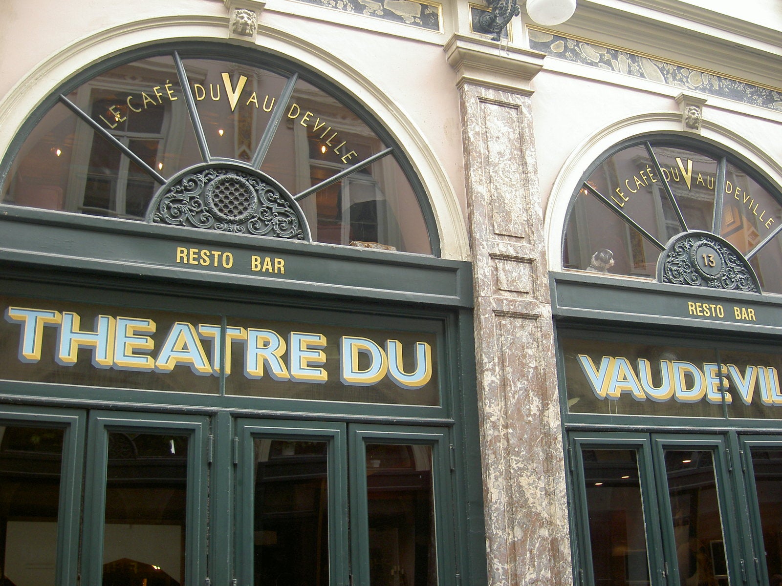 Photos Of Caf Du Vaudeville Image