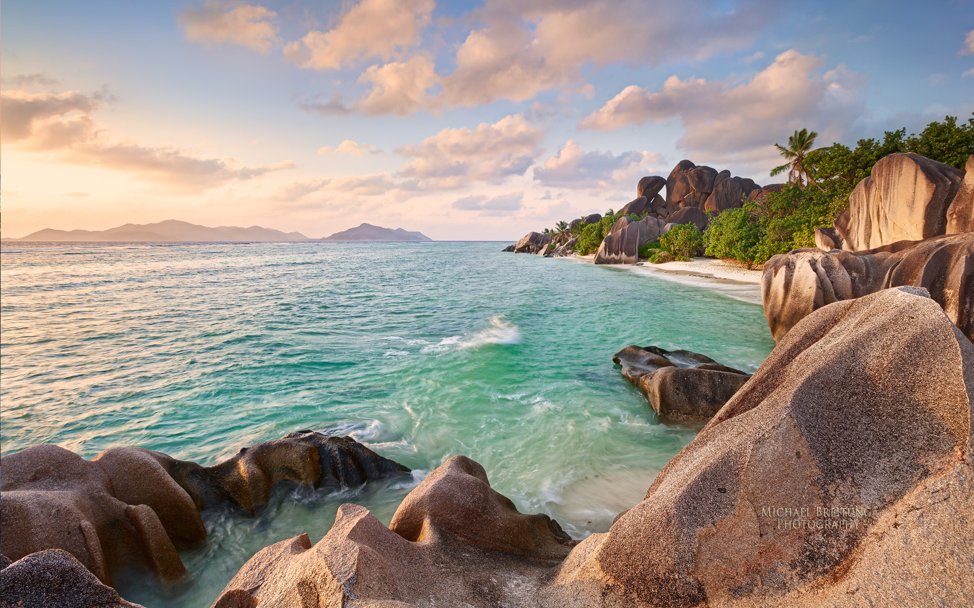 La Digue Beach Seychelles Wallpaper HD