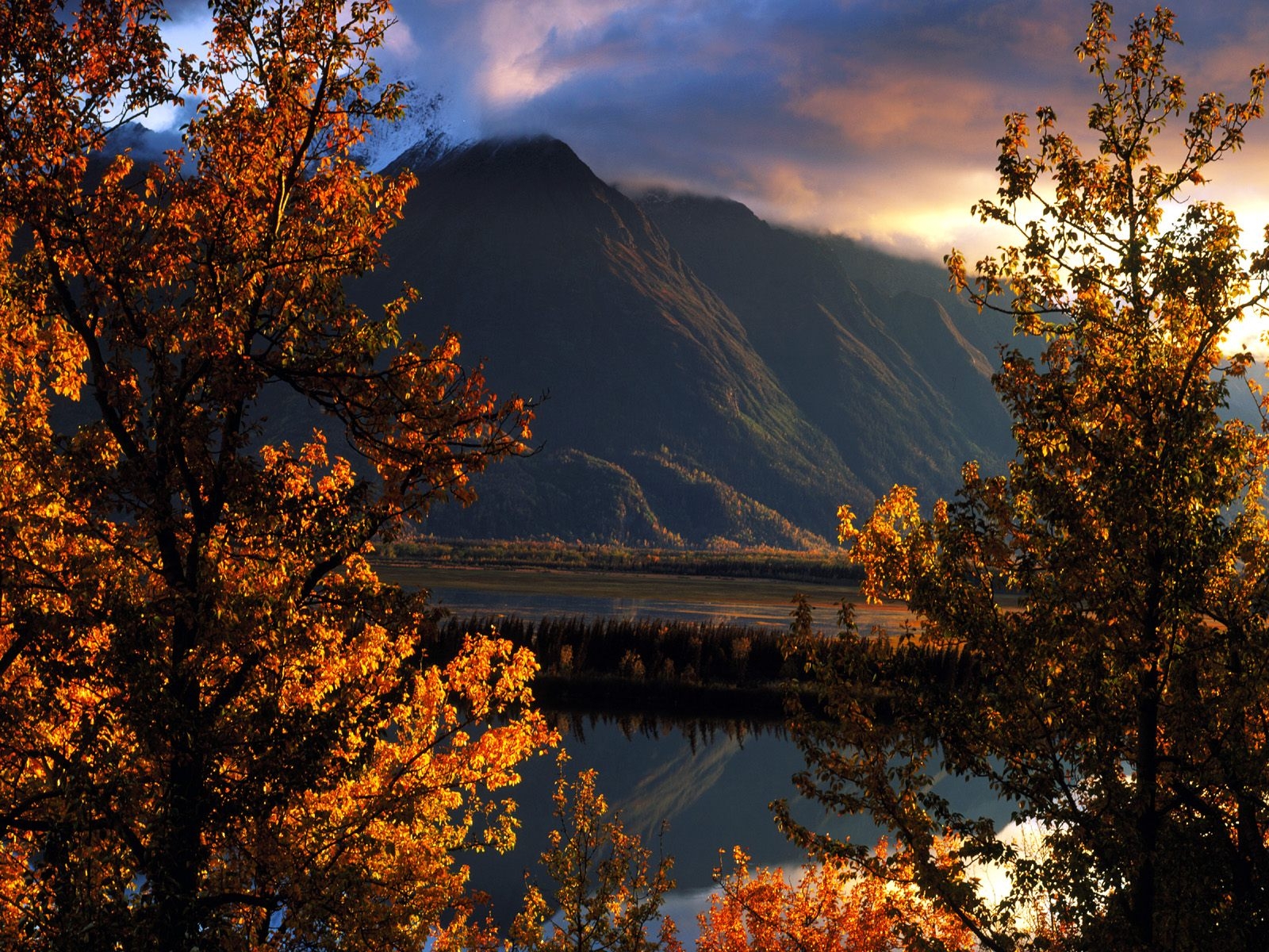 Mountain Valleys Wallpaper Autumn Colors