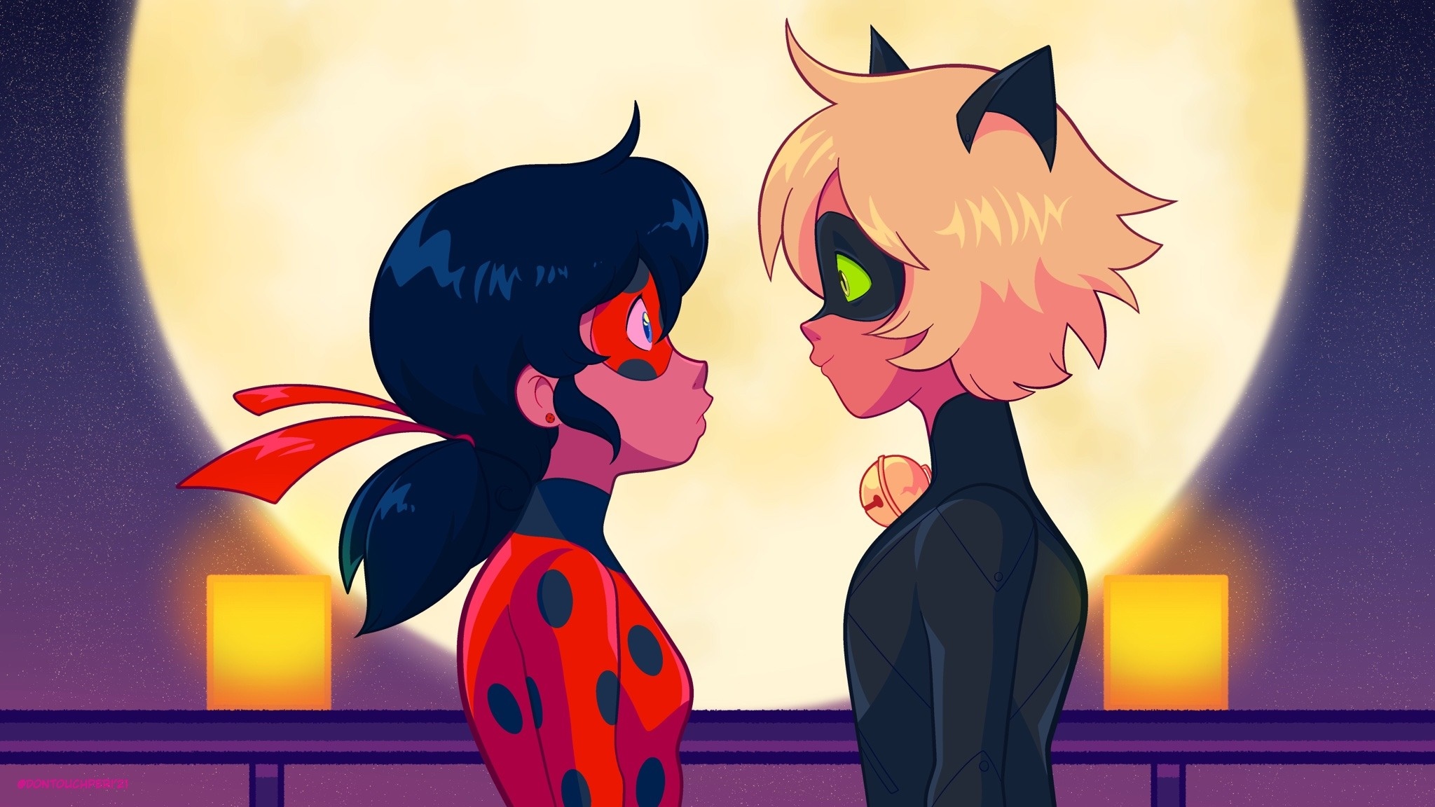 Ladybug And Cat Noir Miraculous Kissing Cartoon Wallpaper