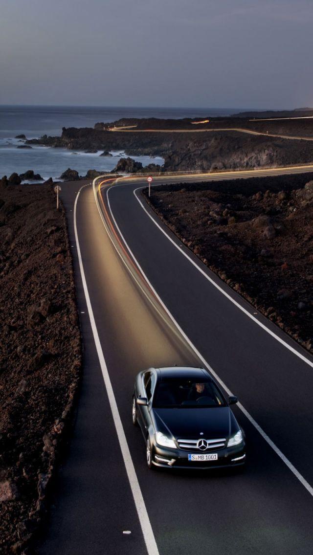 Mercedes Benz C Class Coupe iPhone 5s Wallpaper