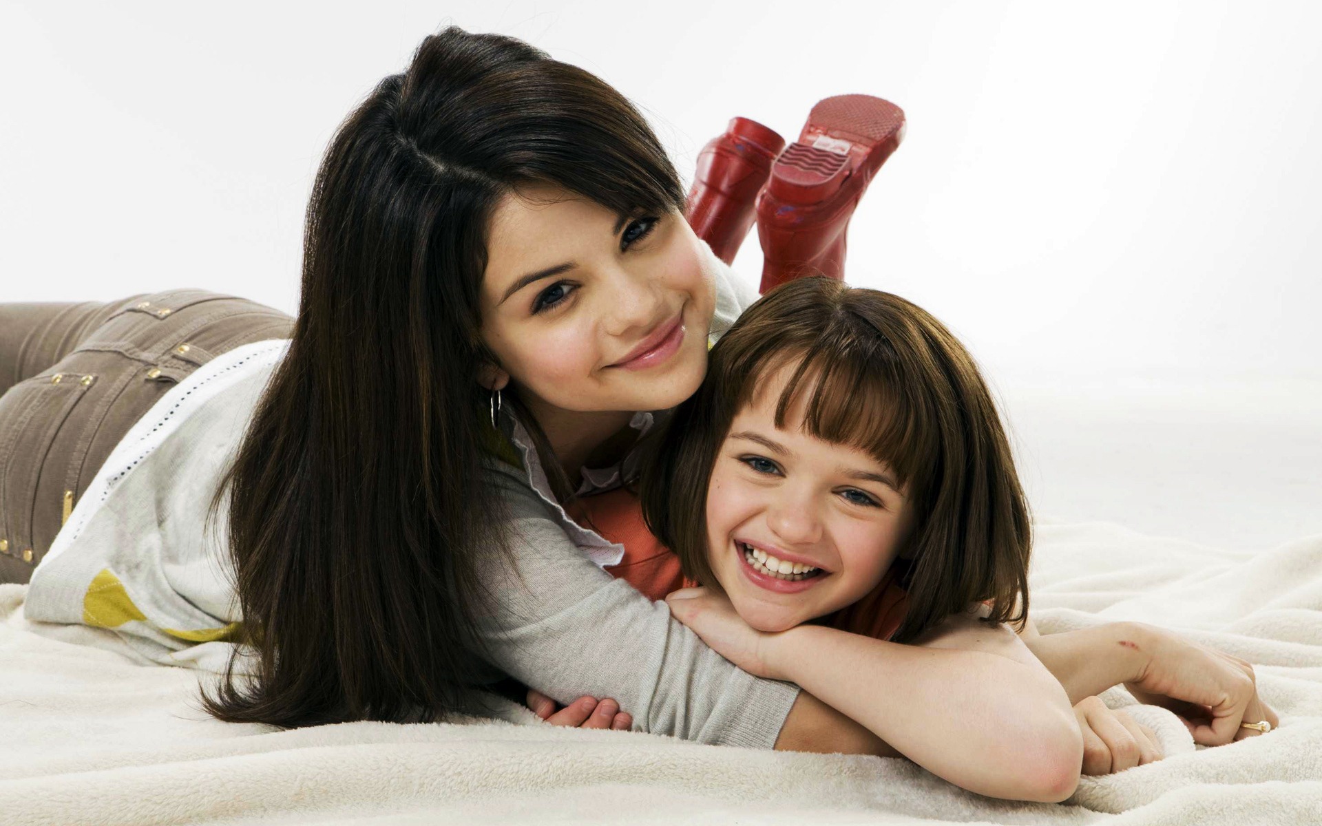 Selena Gomez In Ramona And Beezus Wallpaper HD