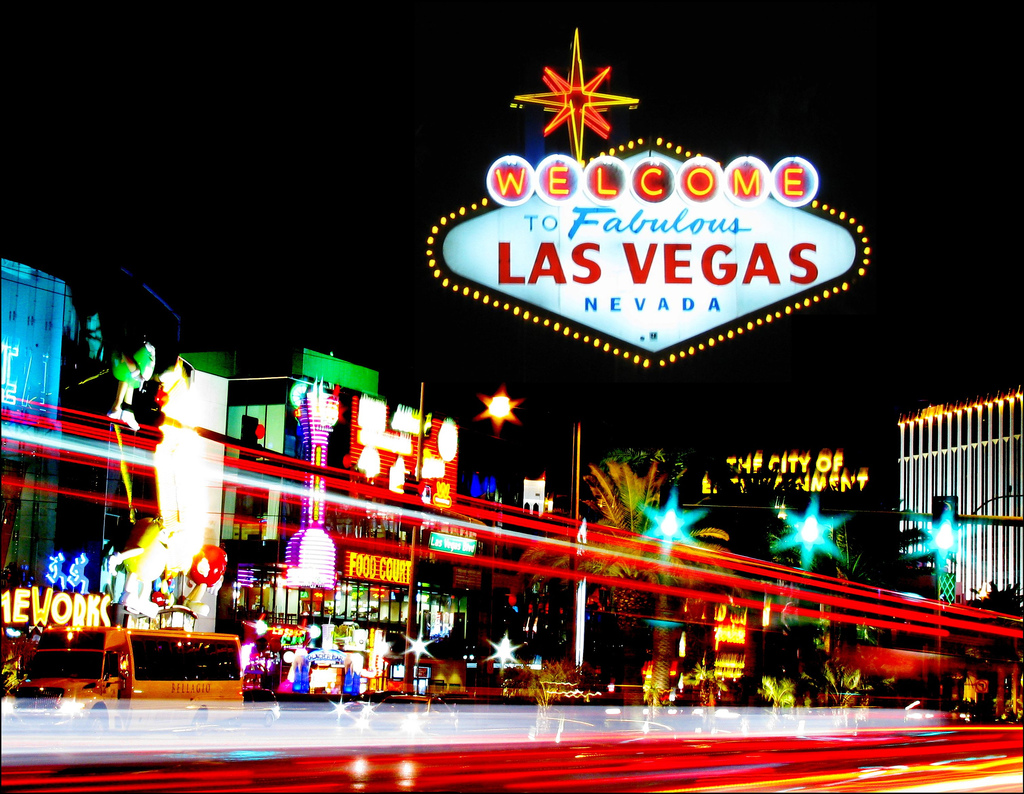 Las Vegas Night HD Wallpaper For Desktop And iPad