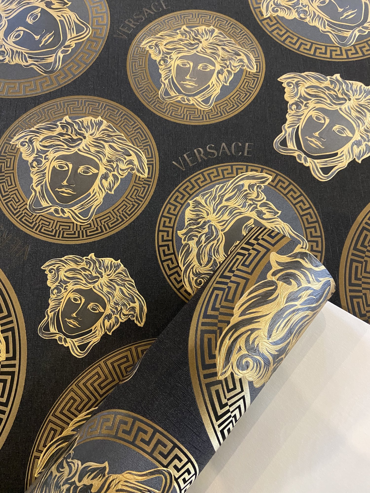 Versace Wallpaper I Love Wallpaper At Frank Paxton Blog Versace Wallpaper I Love Wallpaper At Frank Paxton Blog