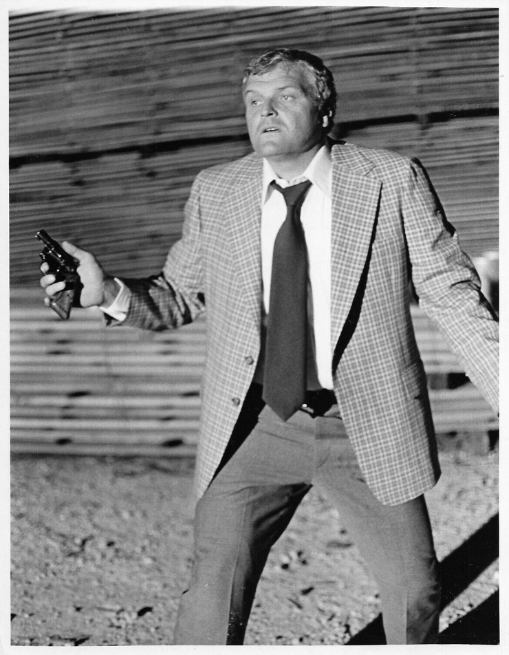Brian Dennehy Wallpaper