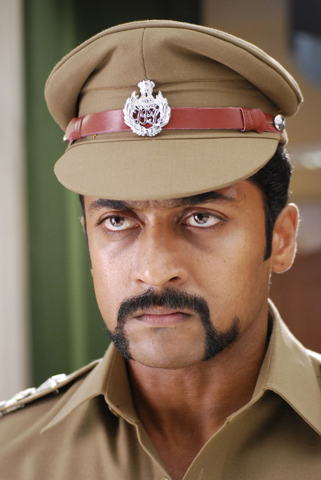 Surya In Police Dress Singam Movie Photos