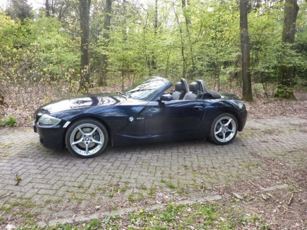 Bmw Z4 Roadster Pictures Prices Wallpaper Specs