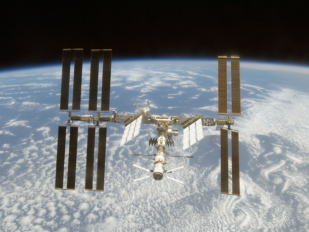Wallpaper International Space Station