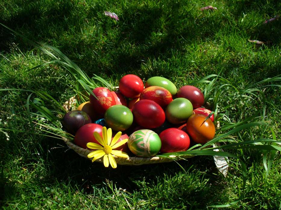 Download mobile wallpaper Holidays Eggs Easter free 14438